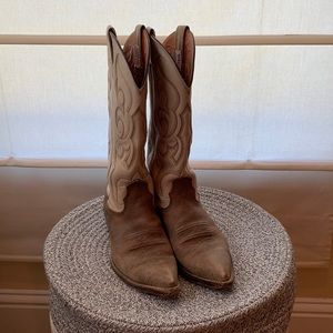 REDUCED!! Texas Made Nocona Boots women’s size 7B